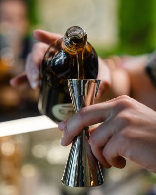 Aj mililiter robí rozdiel. Jigger #PresnosťVBaroch #DokonalýDrink #BarovéTipy #ChuťBezKompromisu